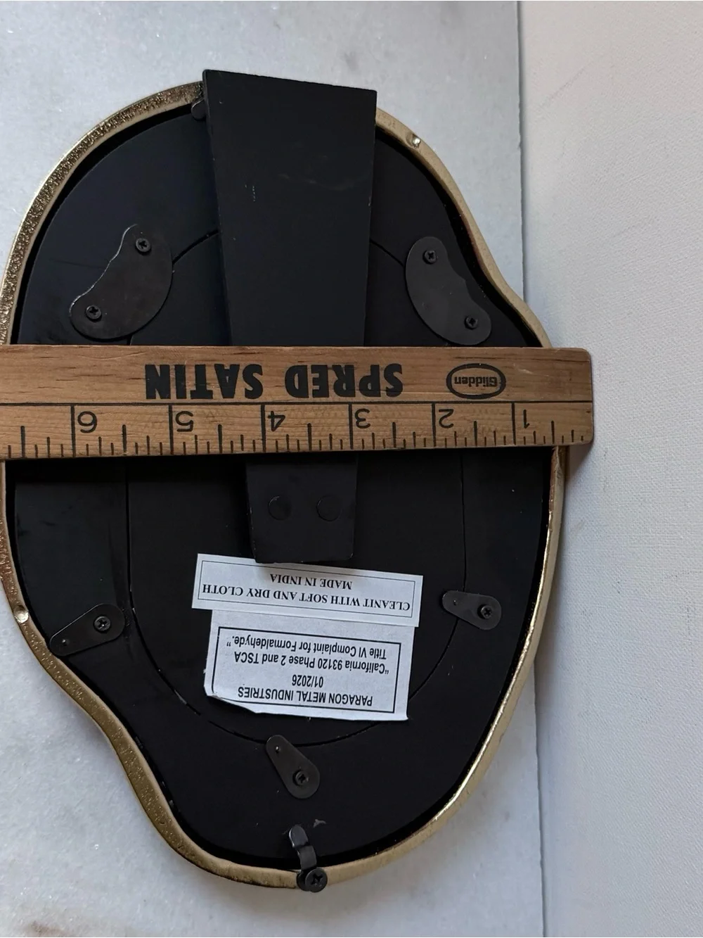 Organic gold metal irregular oval shape picture frame